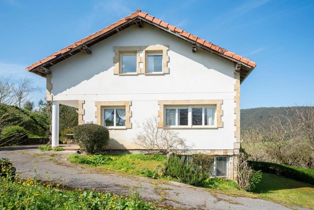 Casa Con Jardin En Gama Villa Bárcena de Cicero Exterior foto